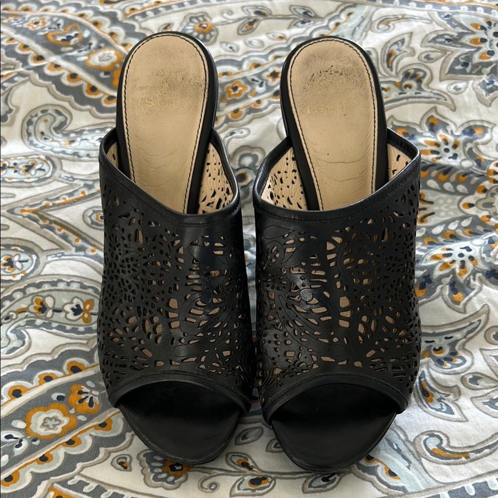 Isola Platform Wedge Slide